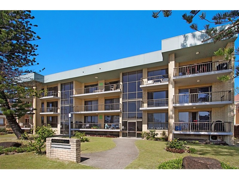 2/242 Pacific Parade, Bilinga QLD 4225