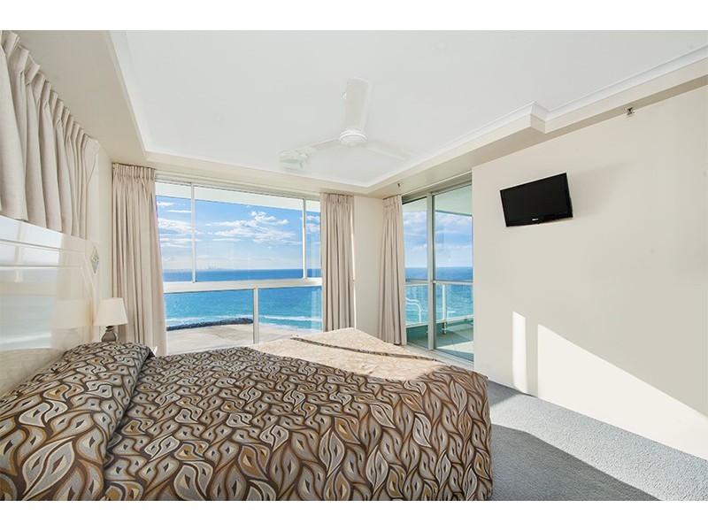 105/70 Marine Pde, Coolangatta QLD 4225