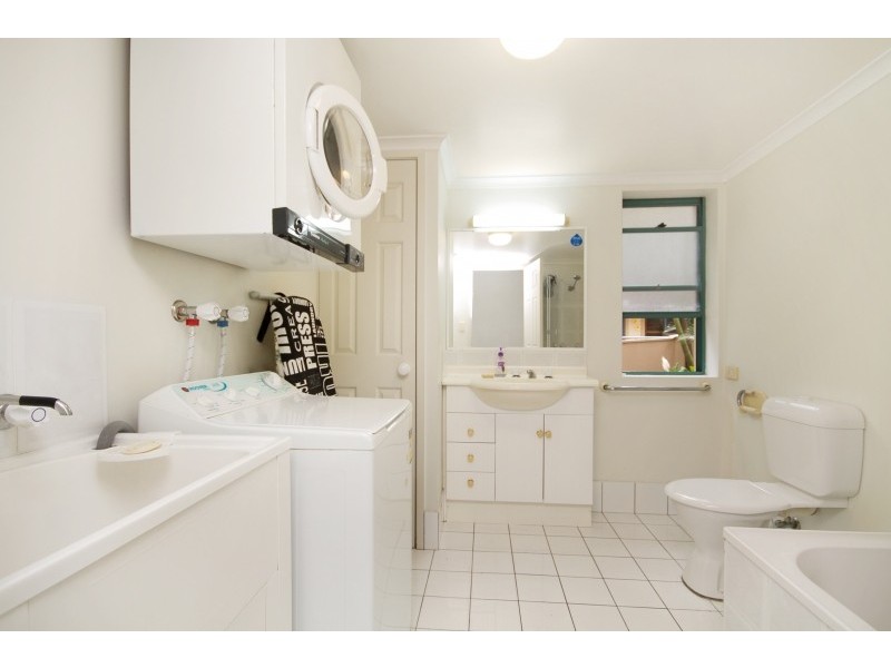 203/143 Golden Four Drive, Bilinga QLD 4225