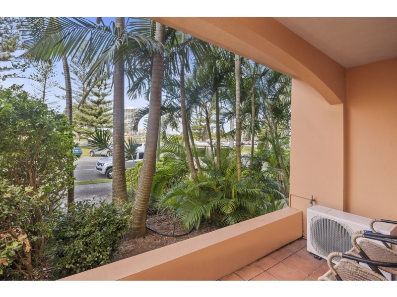 10/5 Hill Street, Coolangatta QLD 4225