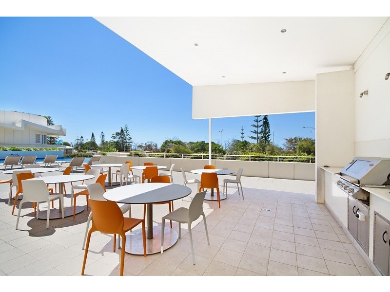 701/2 Creek Street, Coolangatta QLD 4225