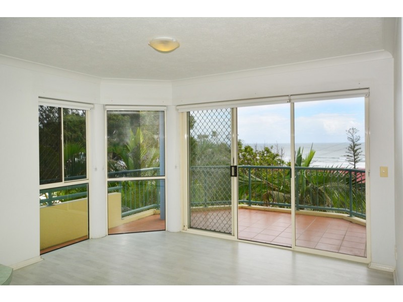 4/122 Musgrave Street, Coolangatta QLD 4225
