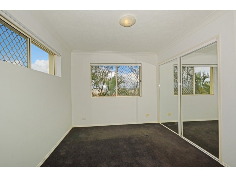 4/122 Musgrave Street, Coolangatta QLD 4225