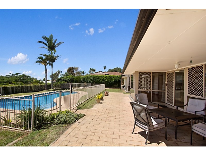 13 Jarrah Place, Banora Point NSW 2486