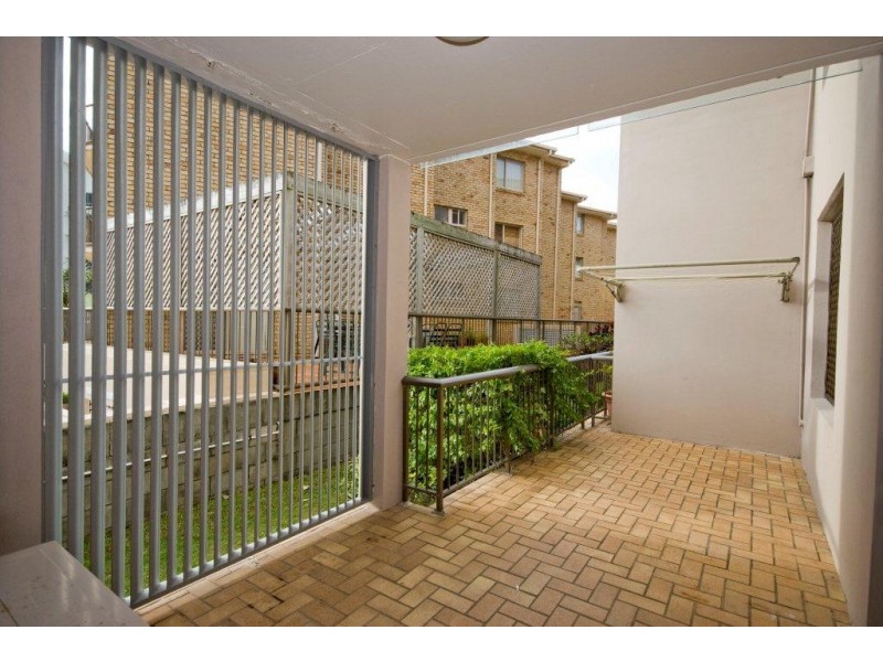 1/271 Golden Four Dr, Bilinga QLD 4225