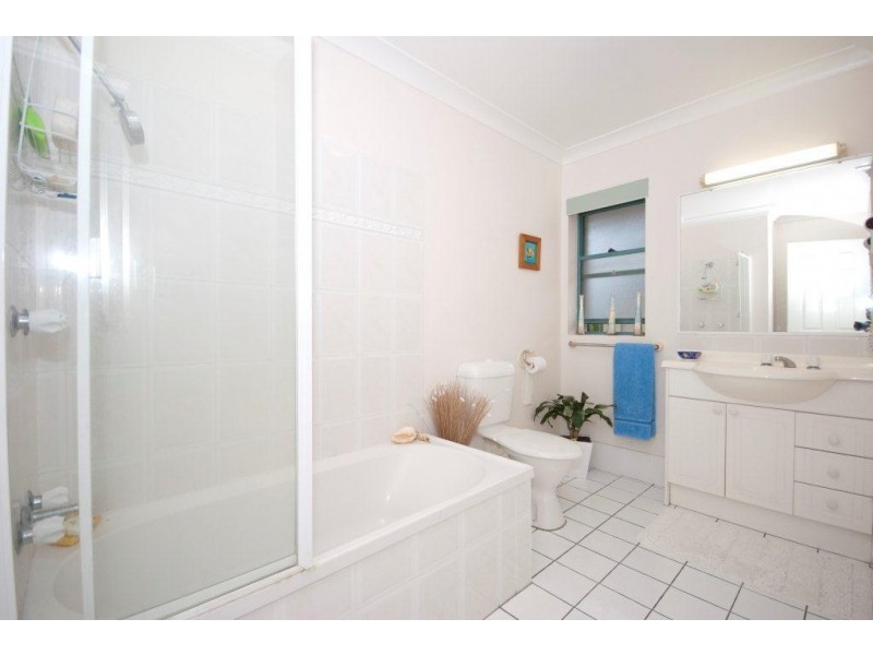 25/143-147 Golden Four Drive, Bilinga QLD 4225