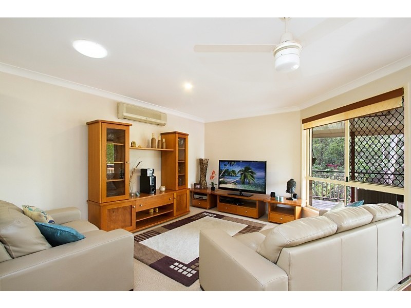 21/2 Simpsons Road, Currumbin Waters QLD 4223