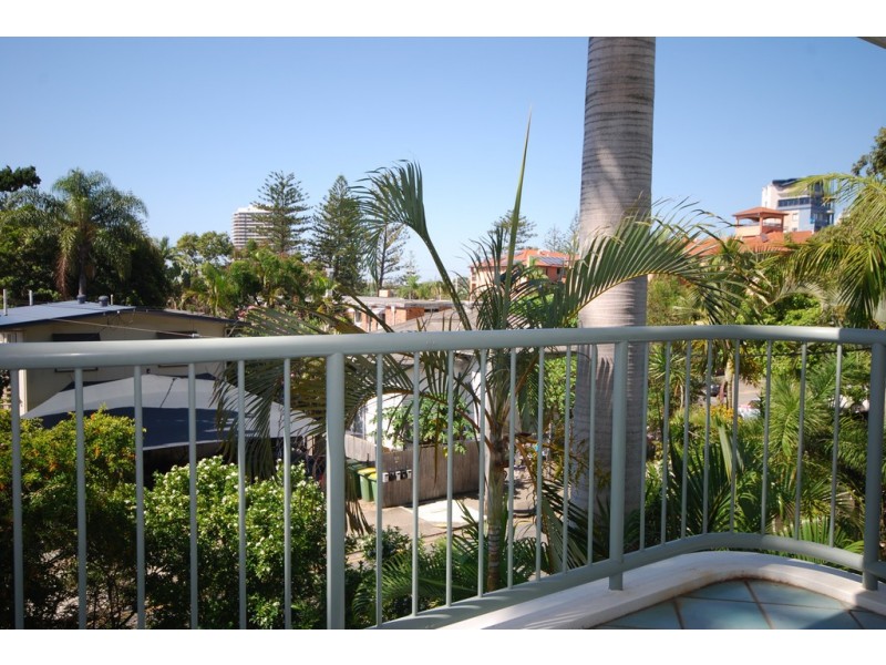 4/51 Eden Avenue, Rainbow Bay QLD 4225