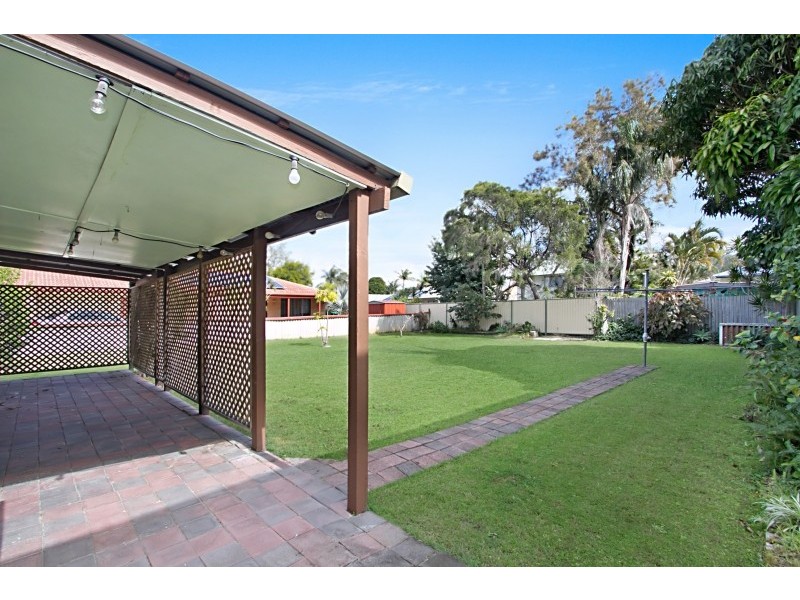 5 Riviera Avenue, Tweed Heads West NSW 2485