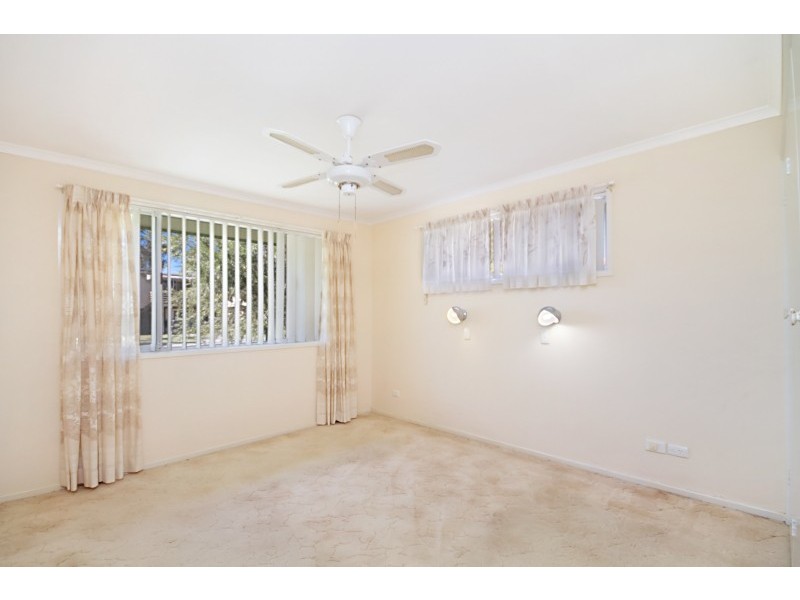 5 Riviera Avenue, Tweed Heads West NSW 2485