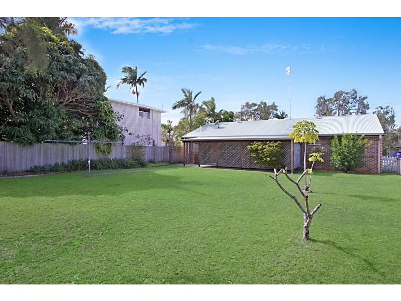 5 Riviera Avenue, Tweed Heads West NSW 2485