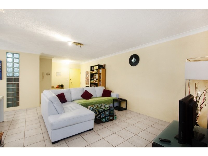 3/153 Golden Four Drive, Bilinga QLD 4225
