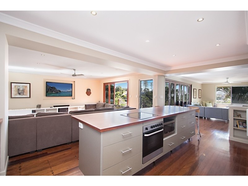 98 Dutton Street, Coolangatta QLD 4225