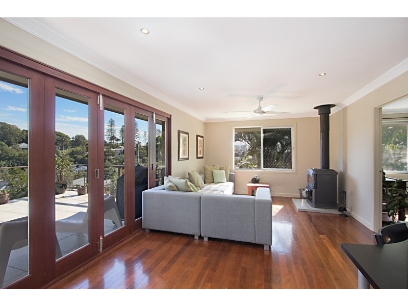 98 Dutton Street, Coolangatta QLD 4225