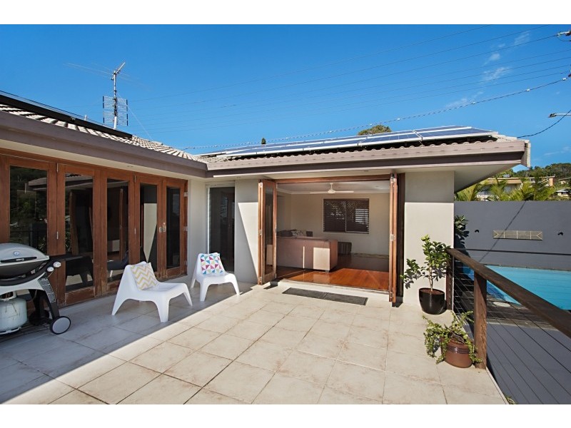 98 Dutton Street, Coolangatta QLD 4225
