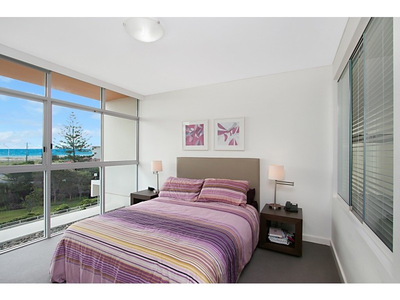 106/2 Creek Street, Coolangatta QLD 4225