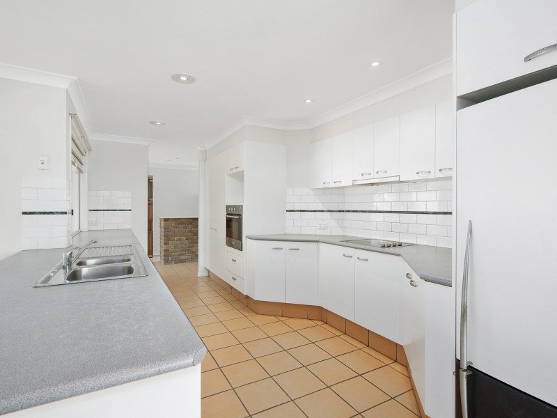 206 Darlington Drive, Banora Point NSW 2486