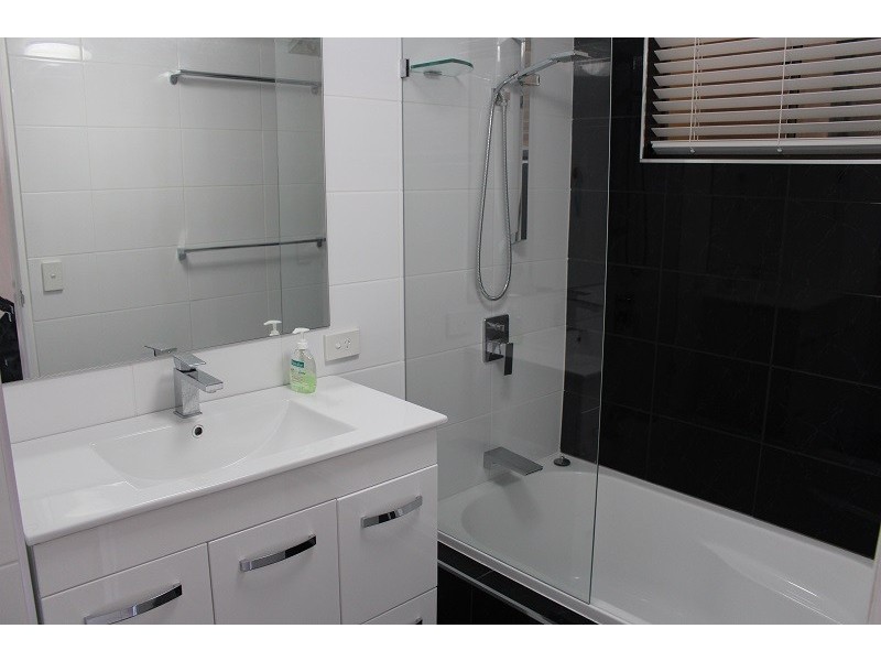 13/22 Marine Parade, Coolangatta QLD 4225