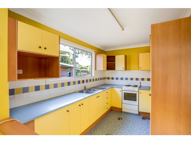 24 Sunshine Ave, Tweed Heads South NSW 2486