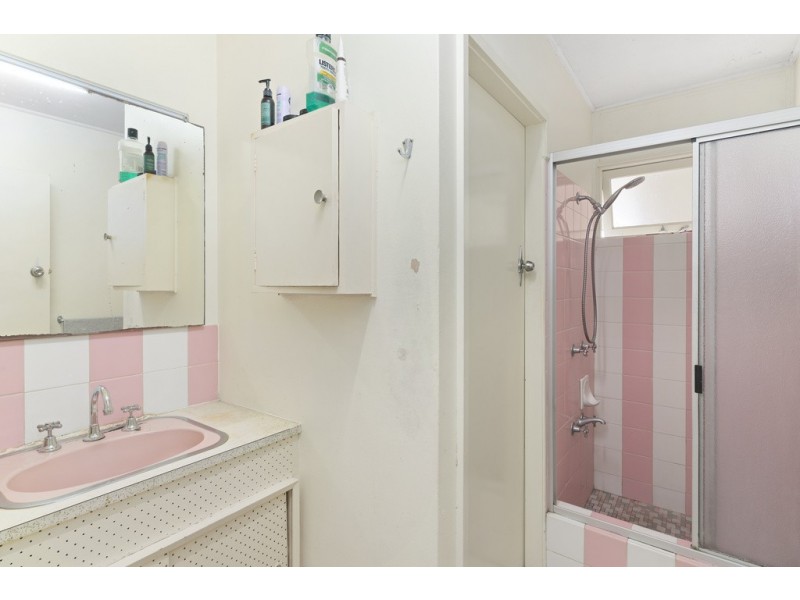 13/30 Powell Crescent, Coolangatta QLD 4225