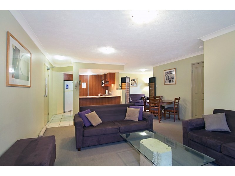 27/37 Golden Four Drive, Bilinga QLD 4225