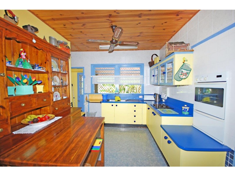 5 Stapylton Street, Coolangatta QLD 4225