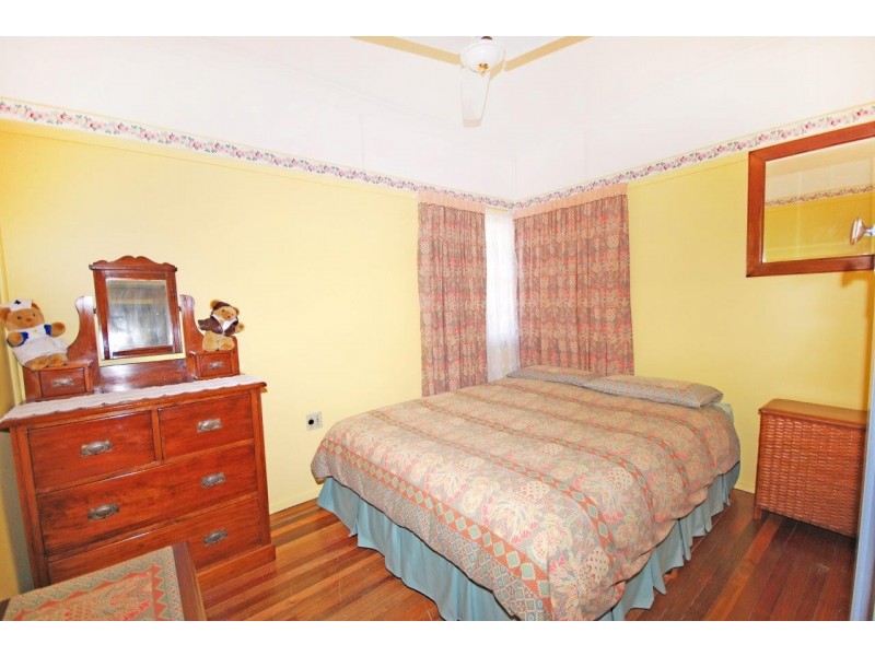 5 Stapylton Street, Coolangatta QLD 4225