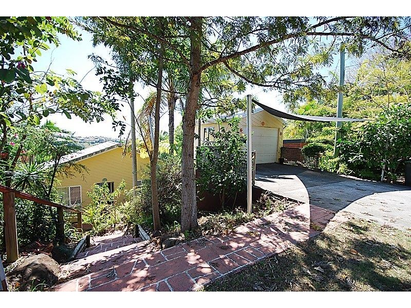 32 Peninsula Drive, Bilambil Heights NSW 2486