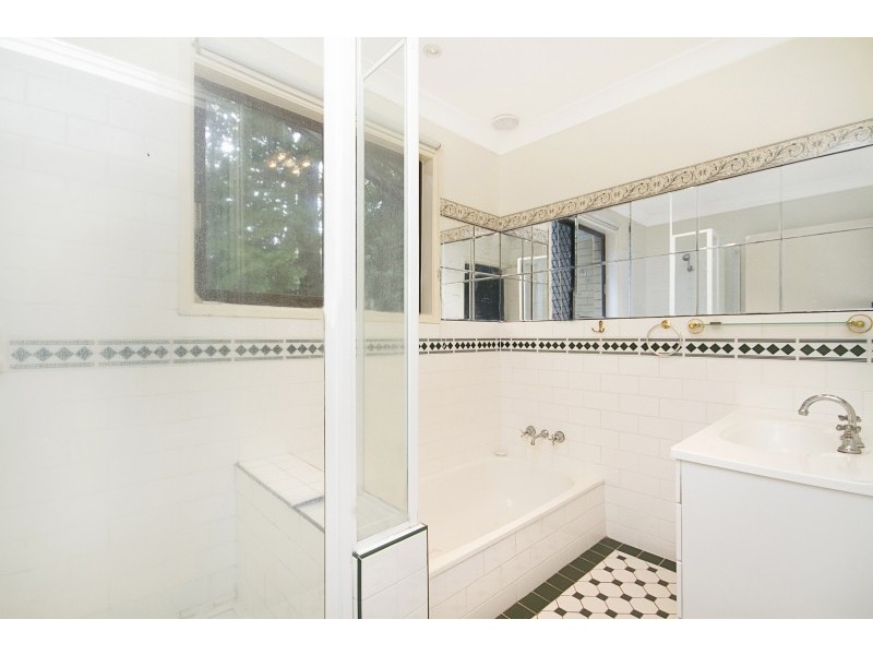 42 Elsie Street, Banora Point NSW 2486