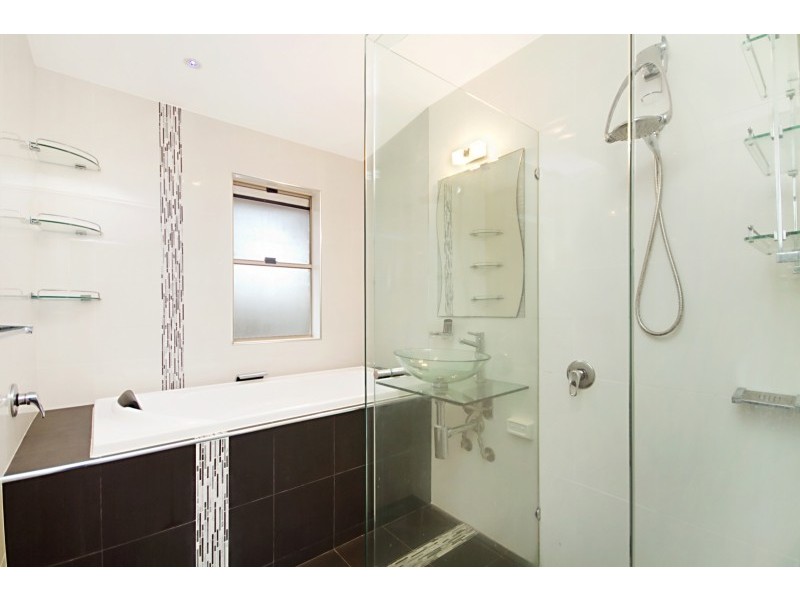 17/15 South Street, Coolangatta QLD 4225