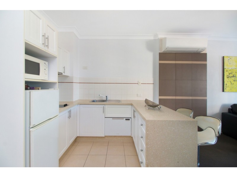444/99 Griffith Street, Coolangatta QLD 4225