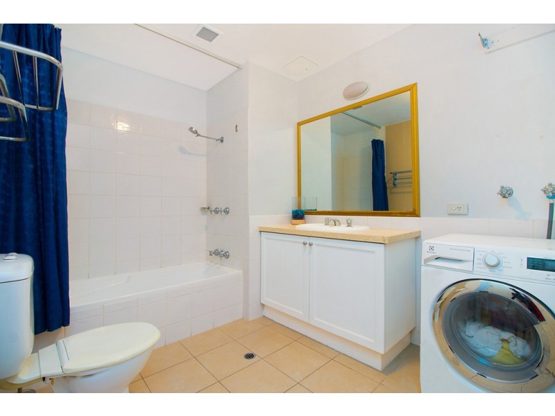 444/99 Griffith Street, Coolangatta QLD 4225