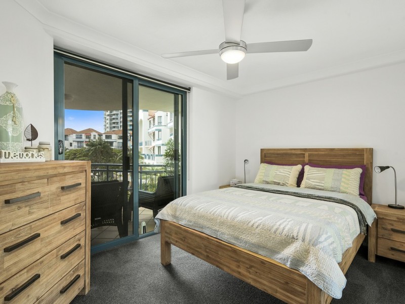 321-323/99 Griffith Street, Coolangatta QLD 4225