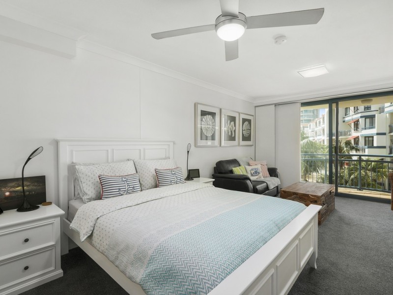 321-323/99 Griffith Street, Coolangatta QLD 4225