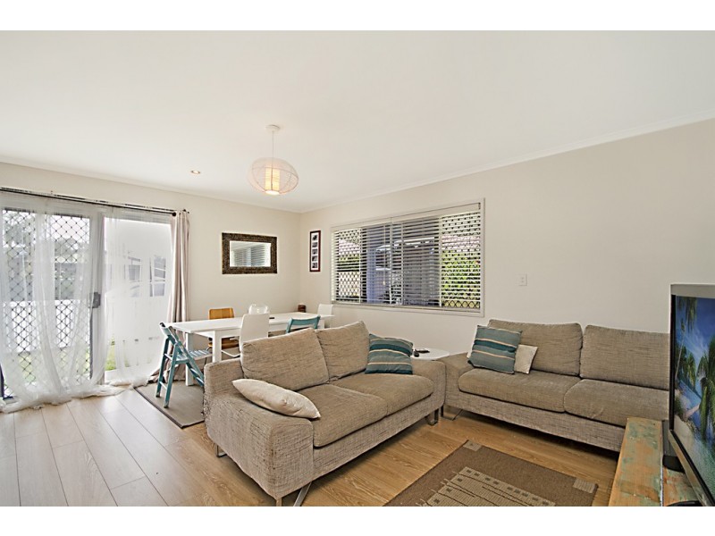 14 Love Street, Currumbin Waters QLD 4223