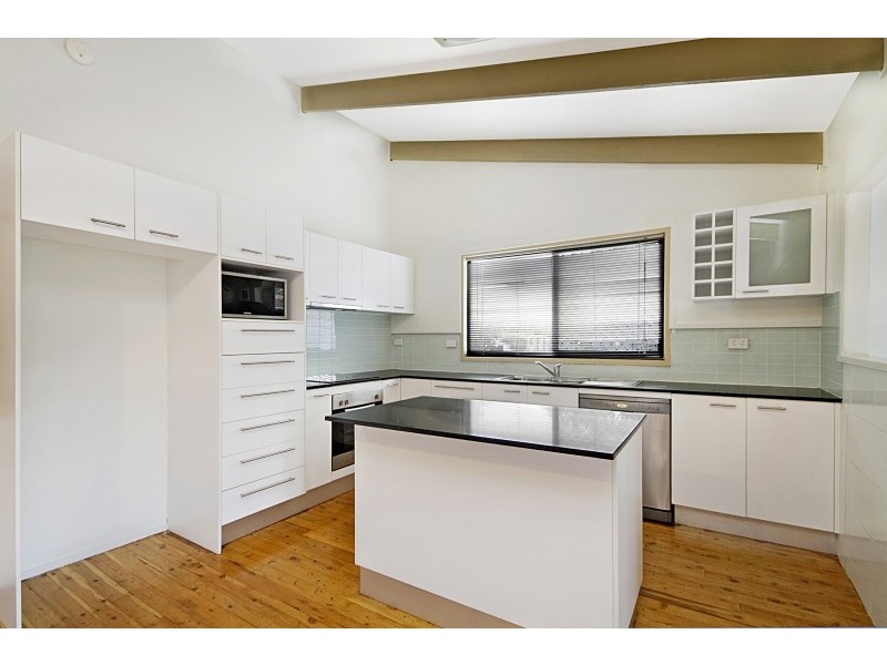 20 Myeerimba Parade, Tweed Heads West NSW 2485