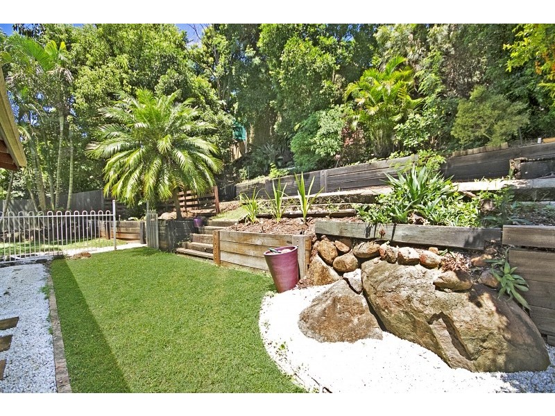 20 Myeerimba Parade, Tweed Heads West NSW 2485