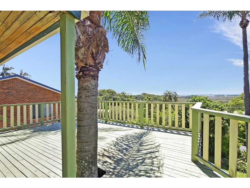 20 Myeerimba Parade, Tweed Heads West NSW 2485