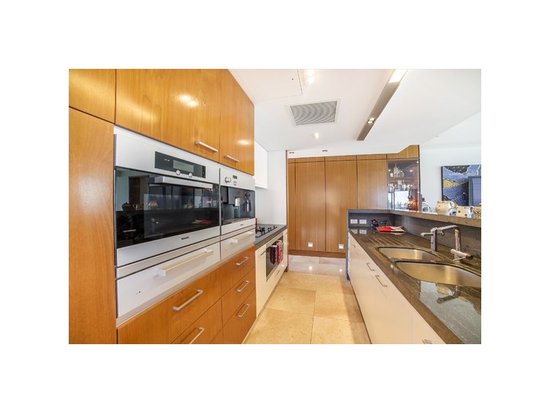 1404/120 Marine Parade – “Reflections on the Sea”, Coolangatta QLD 4225