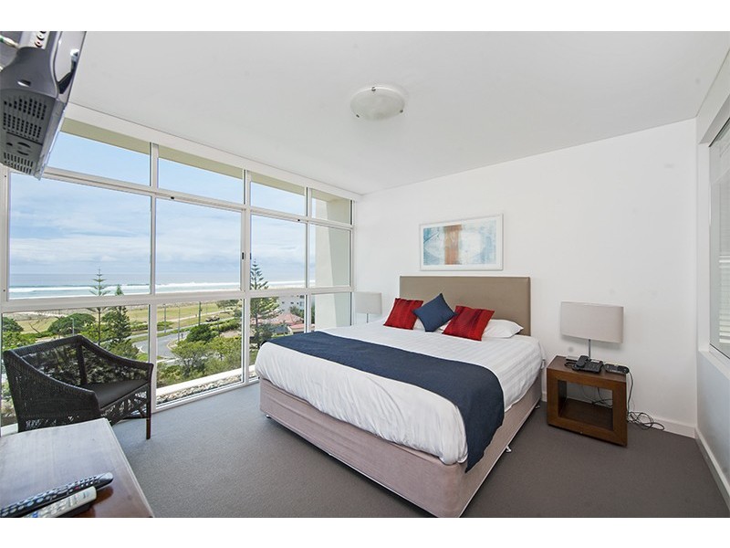 408/2 Creek Street, Coolangatta QLD 4225