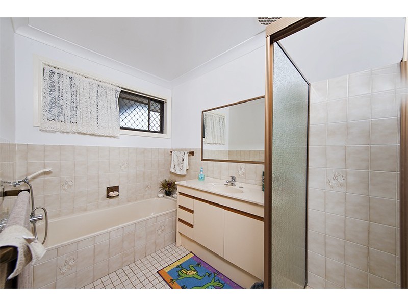 61 Karingal Av, Bilambil Heights NSW 2486