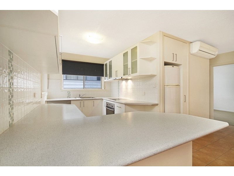 1/26b Eden Avenue, Coolangatta QLD 4225