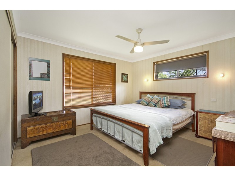 23 Ware Drive, Currumbin Waters QLD 4223