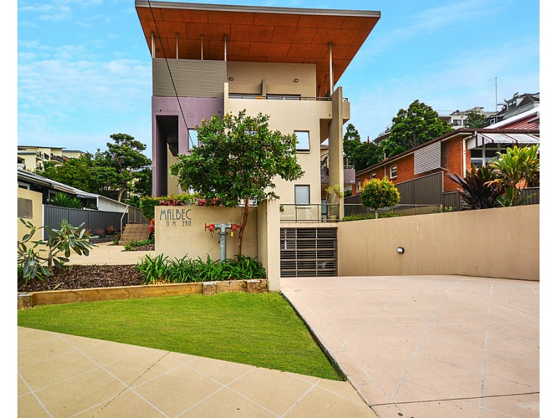 8/77 McLean Street, Coolangatta QLD 4225