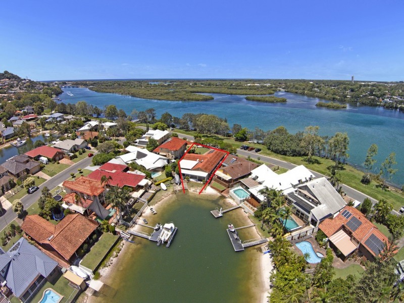 25 Crystal Waters Drive, Tweed Heads NSW 2485