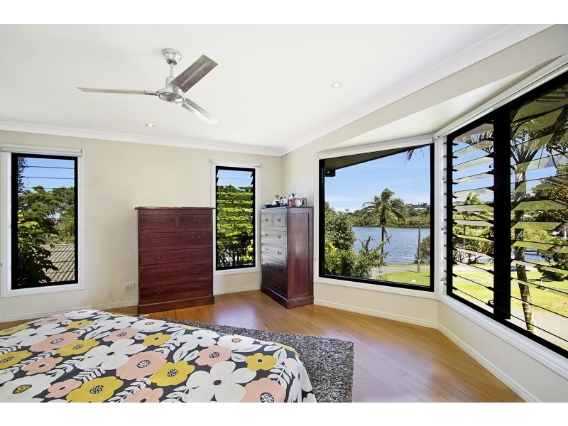8 Noarlunga Street, Banora Point NSW 2486