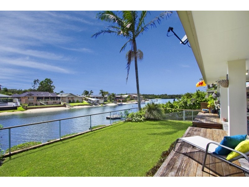3 Captains Way, Banora Point NSW 2486