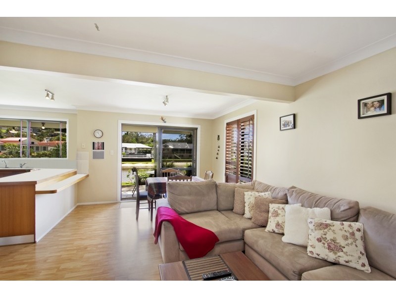 3 Captains Way, Banora Point NSW 2486