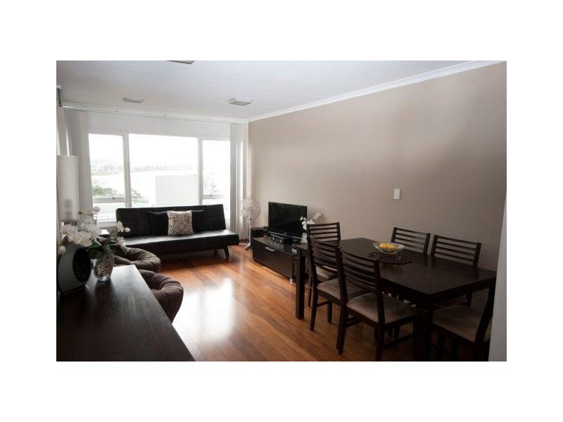 15/30 Powell Crescent, Coolangatta QLD 4225