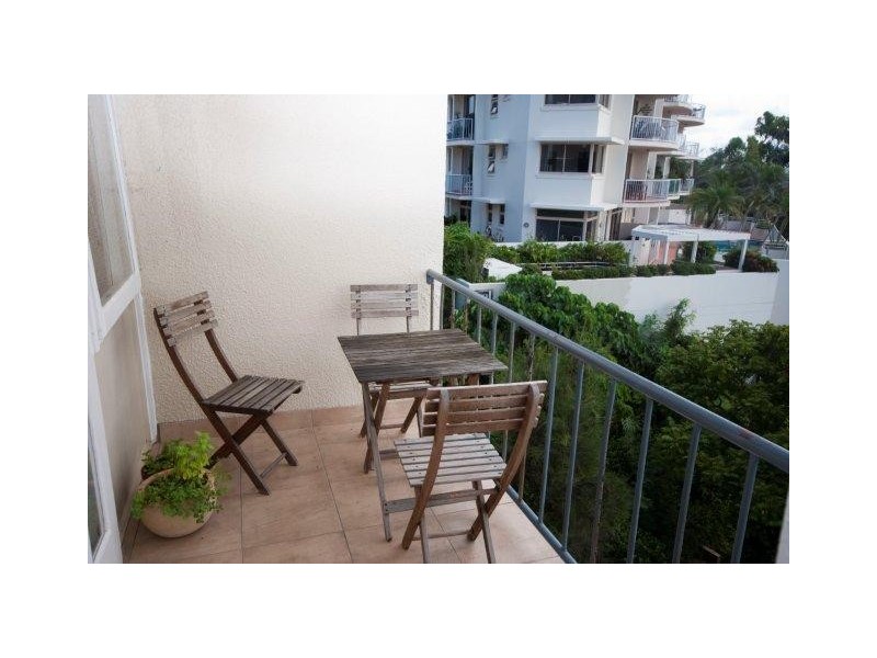 15/30 Powell Crescent, Coolangatta QLD 4225